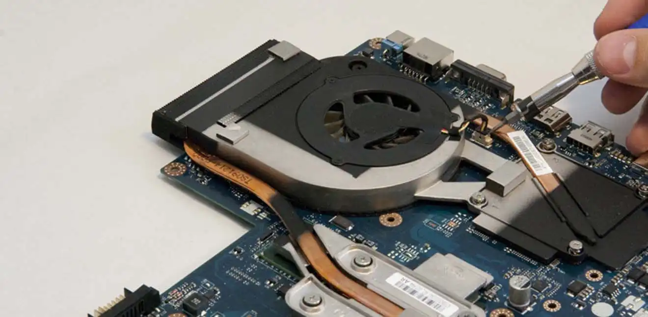 Чистка ноутбука Packard Bell от пыли в Гурьевске | Замена термопасты